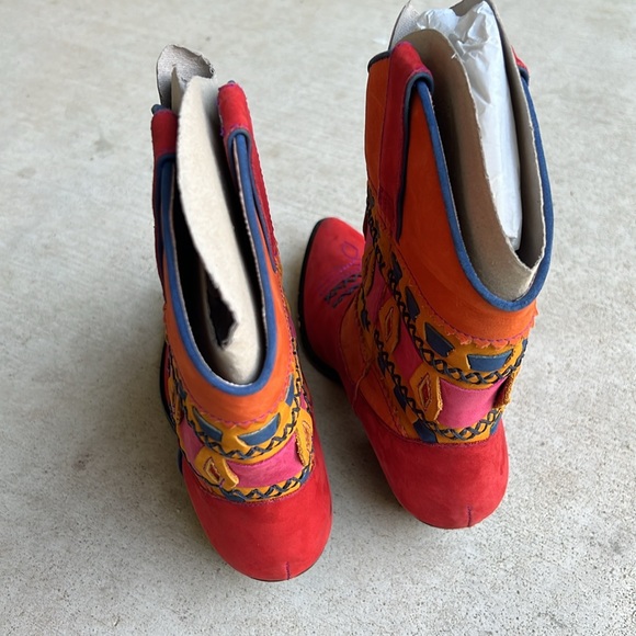 Vintage 1990’s Circle S vibrant bold leather western boots 8 medium - Picture 3 of 6